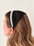 Bentita Tulle pe cordeluta cu margele, culoare negru 50, margele albe, pe cap