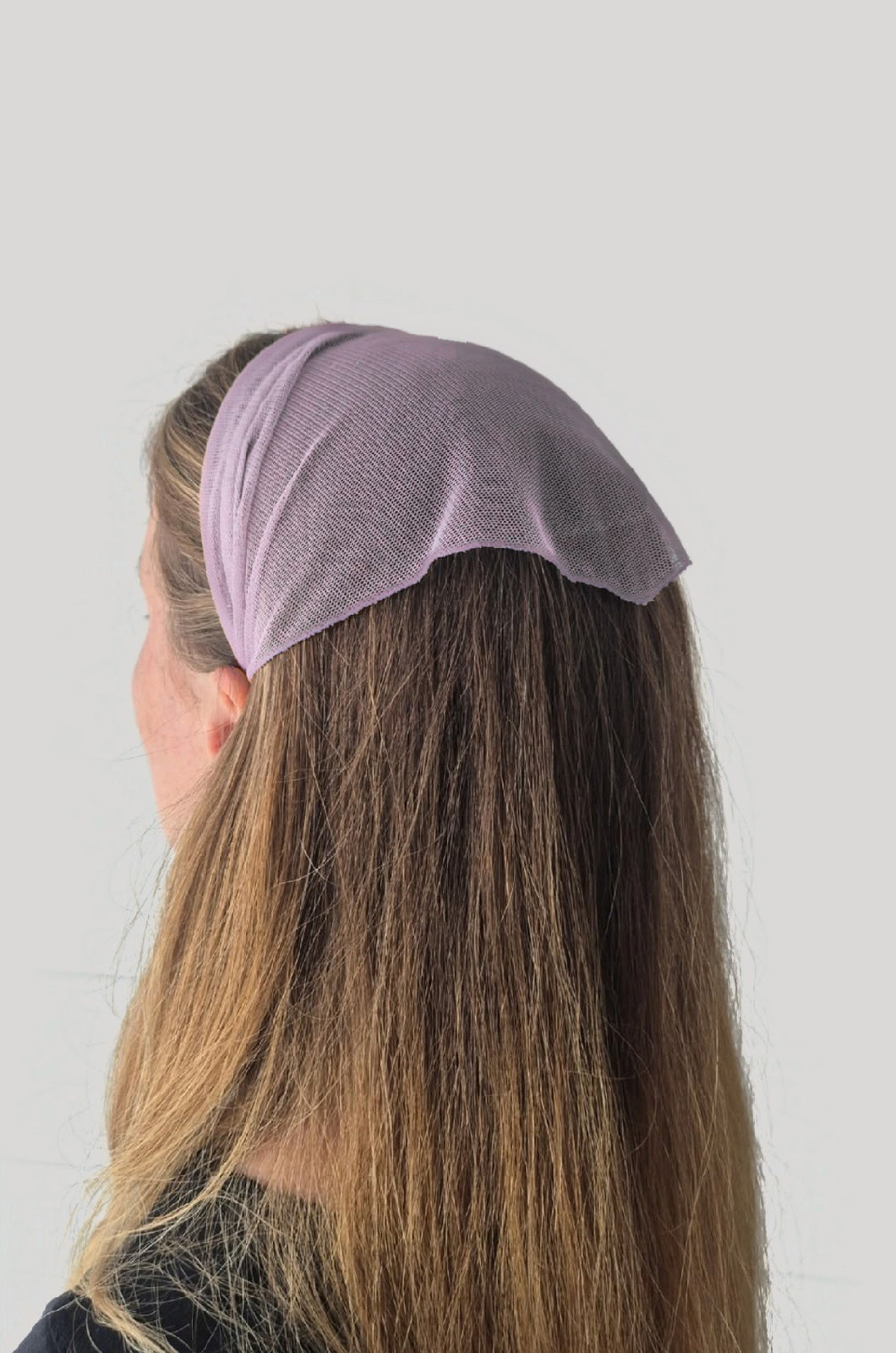 Batic Tulle cordeluta cu colt, culoare Roz pudra 71, pe cap