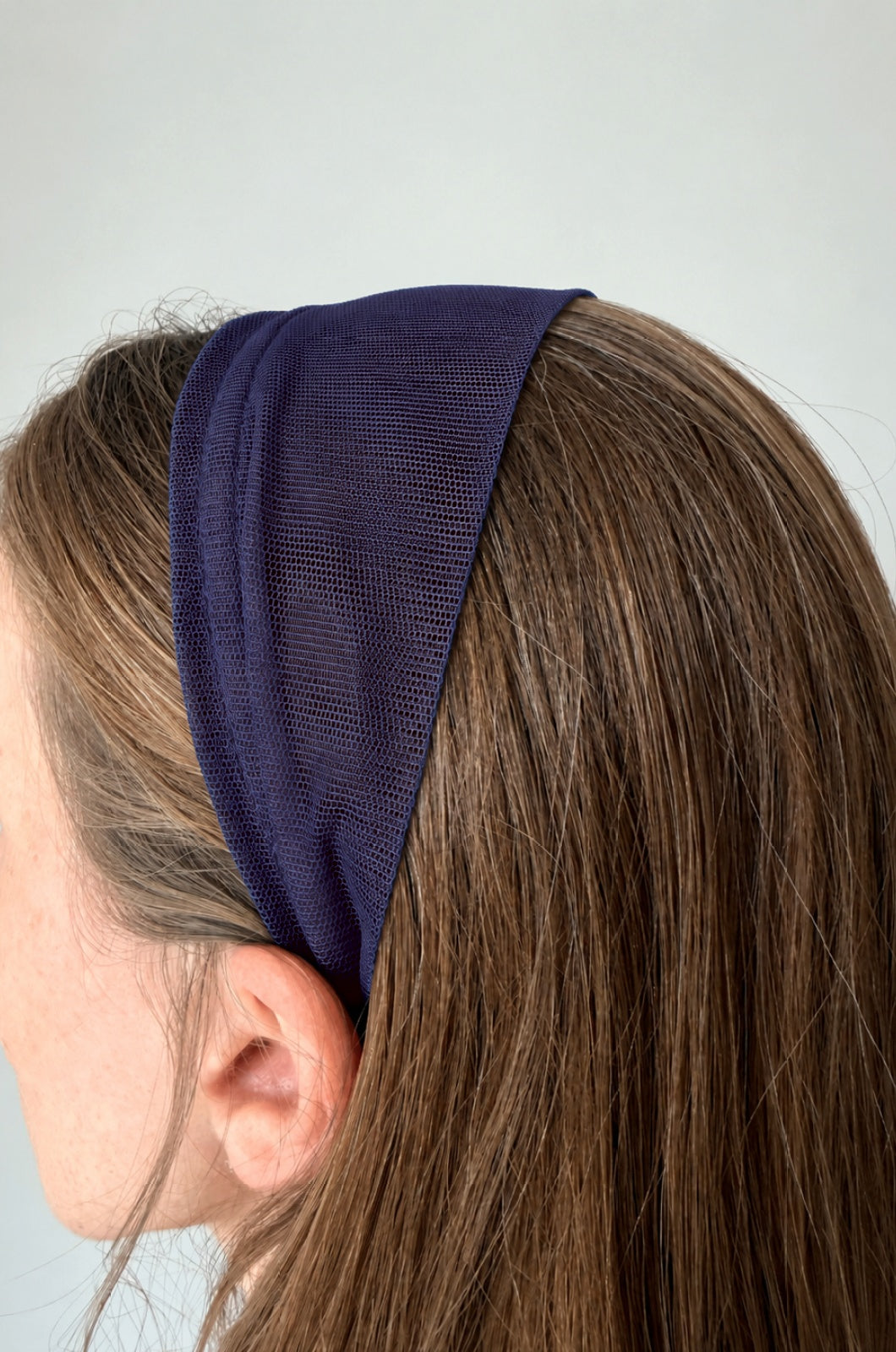 Cordeluta in fata Tulle, culoare Mov 64, pe cap