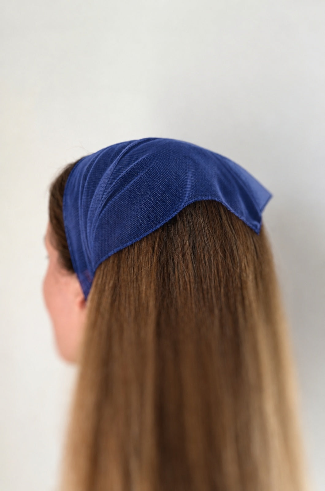 Batic Tulle fara Cordeluta, culoare Albastru Regal 56, pe cap