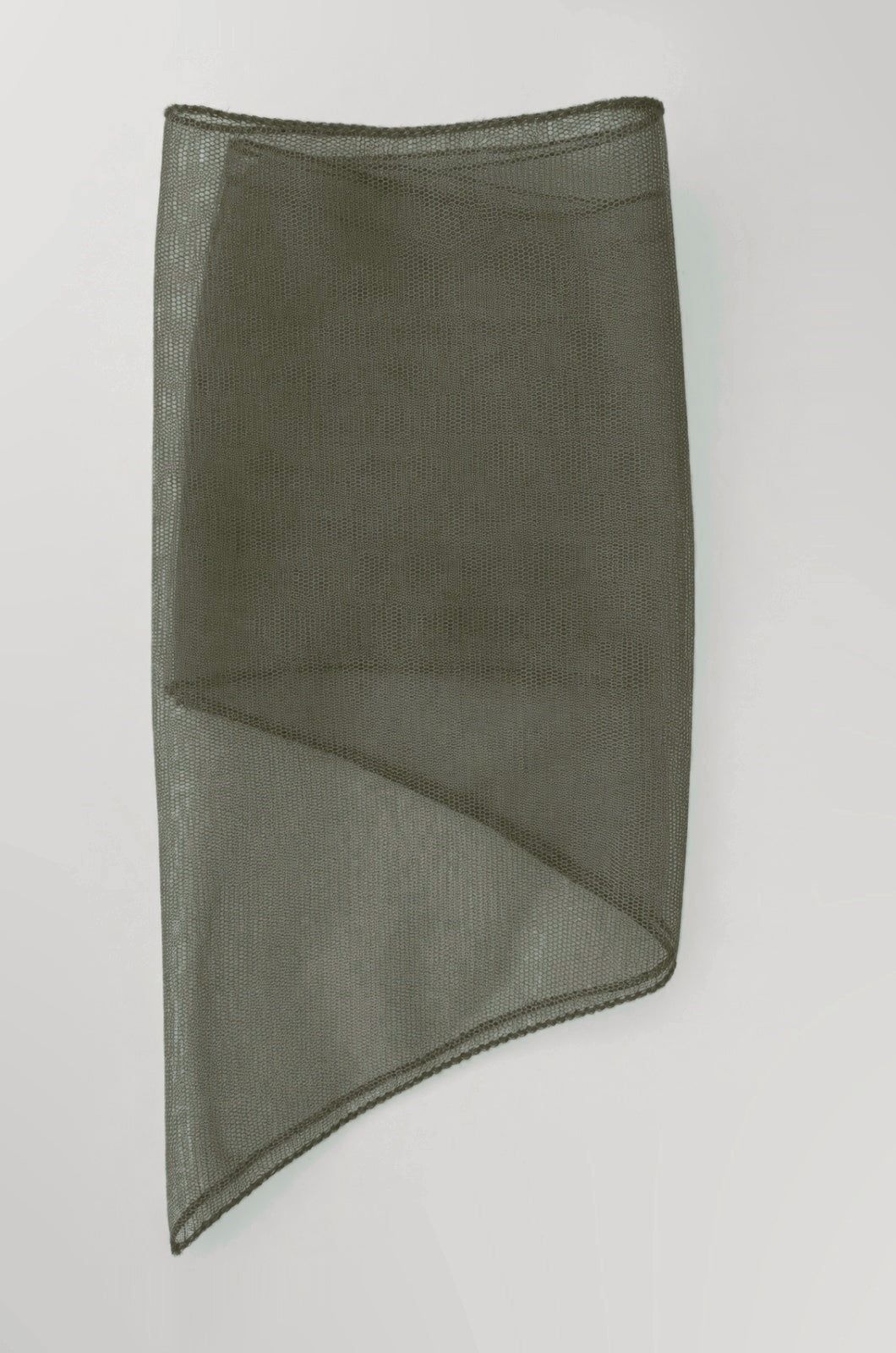 Batic Tulle fara Cordeluta, culoare Verde Army 59, pe suprafață