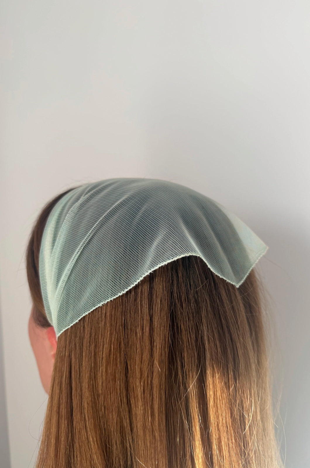 Batic Tulle fara Cordeluta, culoare Menta 60, pe cap