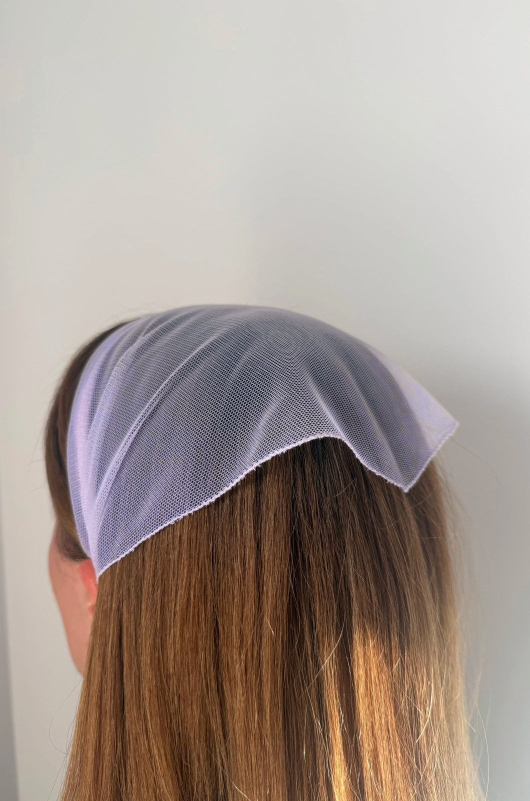 Batic Tulle fara Cordeluta, culoare Mov Deschis 65, pe cap