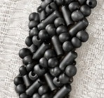 Mărgele negre